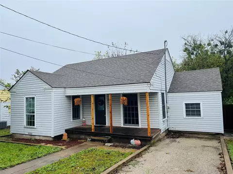 502 S State St, Decatur, TX 76234