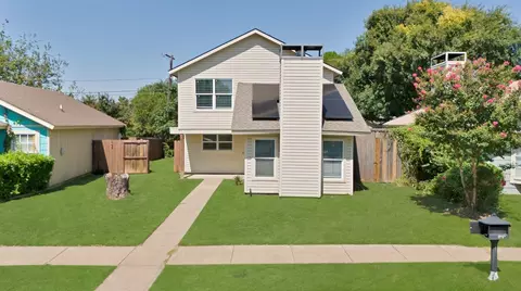 2111 Nantucket Village Dr, Dallas, TX 75227