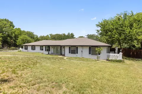 1306 Meadow Grn, Duncanville, TX 75137
