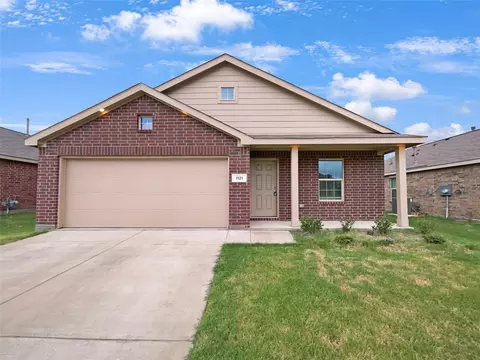 1121 Crestview Dr, Hutchins, TX 75141