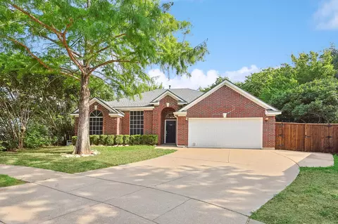 5639 Rockport Ln, Haltom City, TX 76137