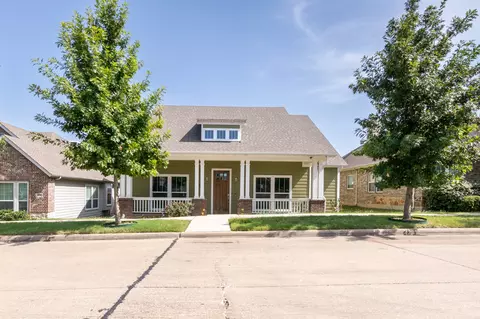 6932 Kingdom Estates Dr, Dallas, TX 75236