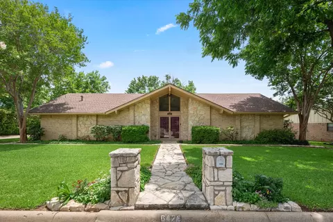 6428 Suncrest Ct, North Richland Hills, TX 76180