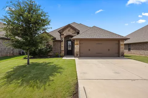 534 Clearwater Pl, Granbury, TX 76049