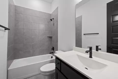 Bath - 1854 Cole Rd, Van Alstyne, TX 75495 photo 1 of 4