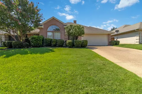 3909 Brookway Dr, Fort Worth, TX 76123