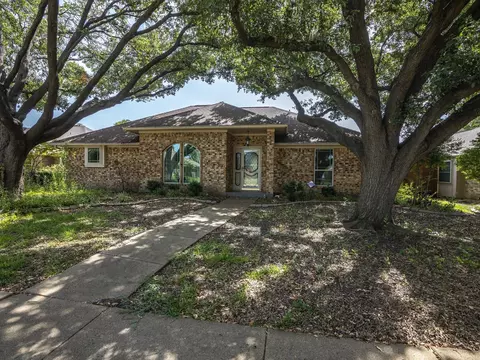 2014 Dover Dr, Rowlett, TX 75088