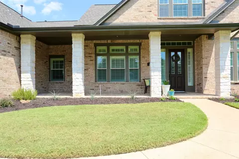 310 E Carruth Ln, Double Oak, TX 75077 photo 2
