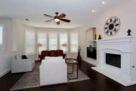 310 E Carruth Ln, Double Oak, TX 75077 photo 12