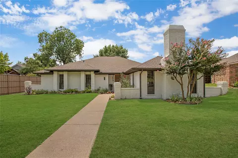7419 Crofton Dr, Dallas, TX 75231