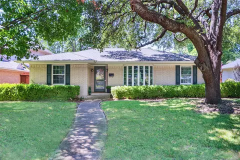 5560 Ledgestone Dr, Dallas, TX 75214