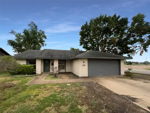 478 Clearfield Dr, Garland, TX 75043