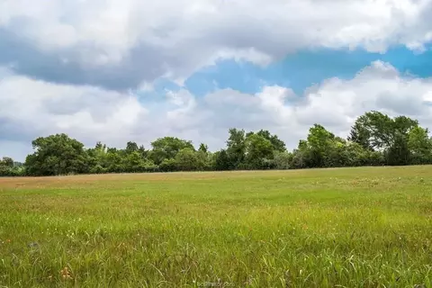20727 Pickens Rd, Washington, TX 77880 photo 3