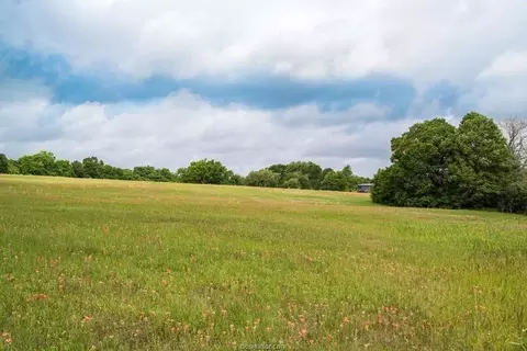 20727 Pickens Rd, Washington, TX 77880