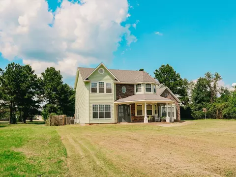 Exterior - 156 Stewart Rd, Hall Summit, LA 71034 photo 2 of 9