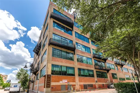 2220 Canton St #103, Dallas, TX 75201