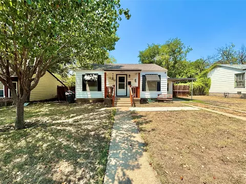 4900 Cedar Hill Rd, Fort Worth, TX 76116