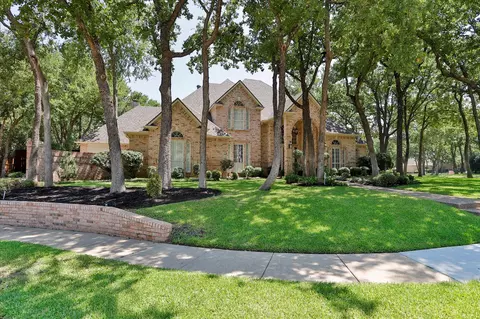 1009 Silverwood Ct, Keller, TX 76248