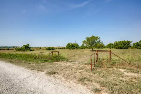 0000 W Clear Creek Rd, Sanger, TX 76266