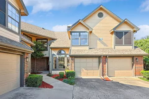 416 Santa Fe Trl #103, Irving, TX 75063