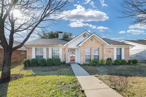 1502 Springcrest Dr, Mesquite, TX 75149