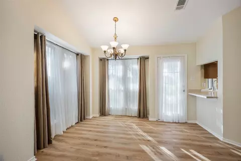 1502 Springcrest Dr, Mesquite, TX 75149 photo 8