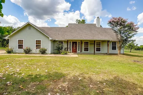 229 Trailwood Dr, Joshua, TX 76058