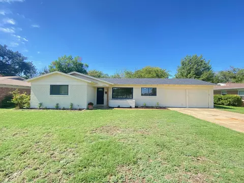 5516 Wales Ave, Fort Worth, TX 76133