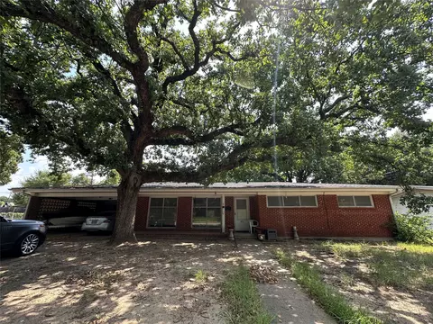 1816 William Brewster St, Irving, TX 75061