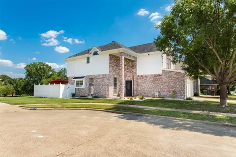 6808 Canoe Ln, Plano, TX 75023