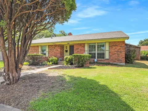 3302 Burning Tree Ln, Garland, TX 75042