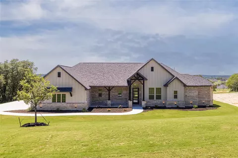 809 Dog Wood Rd, Weatherford, TX 76085