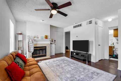 1741 Crest Grove Dr #F221, Arlington, TX 76012
