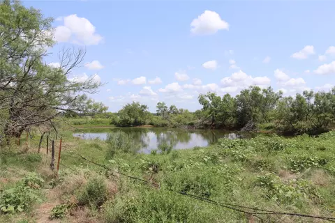 504 Lee Loop, Henrietta, TX 76365 photo 10