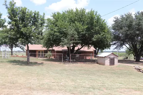 504 Lee Loop, Henrietta, TX 76365 photo 25