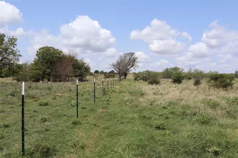 504 Lee Loop, Henrietta, TX 76365 photo 9