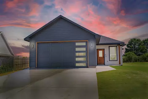 5547 Mesa Loop, Granbury, TX 76048