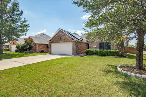 2000 Mark Twain Ln, Denton, TX 76210