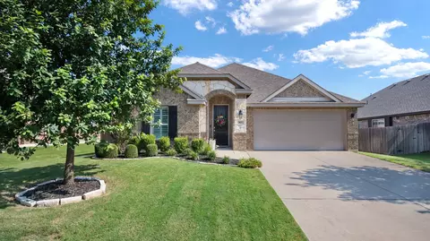 3029 Fern Ct, Midlothian, TX 76065