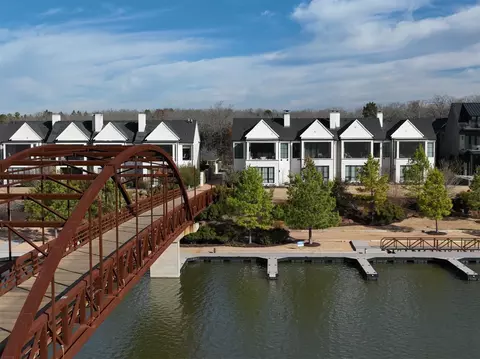 13776 Waterside Dr, Malakoff, TX 75148