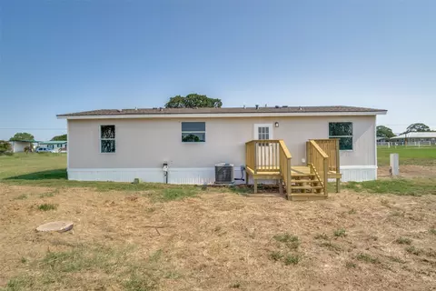 148 Oak Meadows Dr, Springtown, TX 76082 photo 18