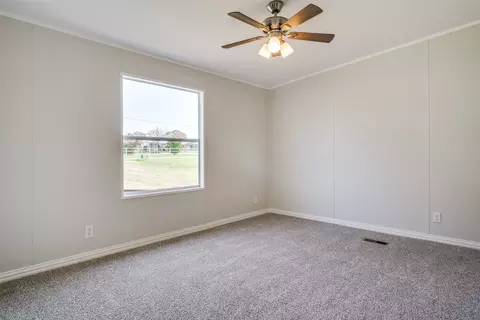 148 Oak Meadows Dr, Springtown, TX 76082 photo 11