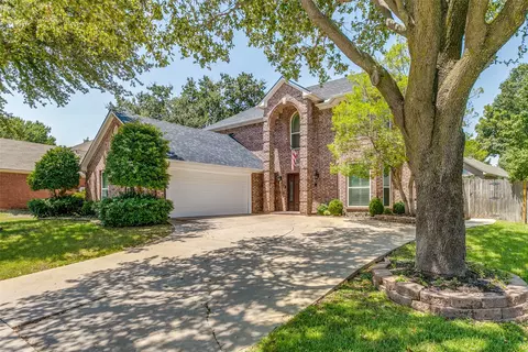 6117 Pebble Creek Dr, North Richland Hills, TX 76180