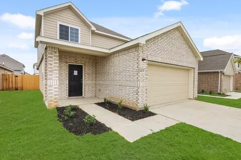 413 Sussex Dr, Everman, TX 76140