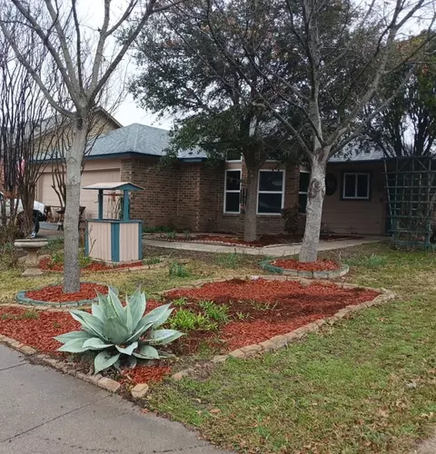 3926 Rustic Trl, Balch Springs, TX 75180