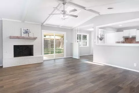 108 Parkview Dr, Brady, TX 76825