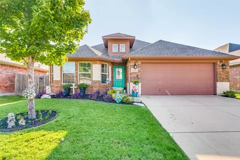 12133 Long Stone Dr, Burleson, TX 76028