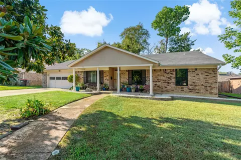2955 Hubbard St, Paris, TX 75460