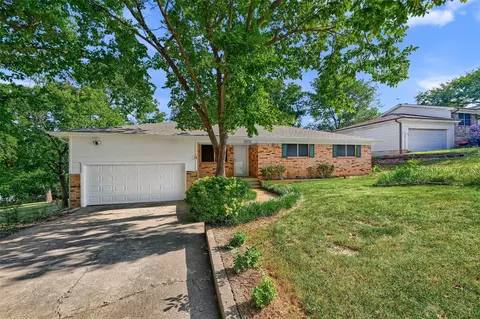 1619 W Woodard St, Denison, TX 75020