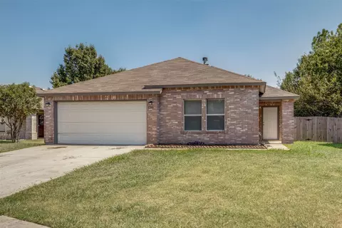 2206 Delaford Dr, Arlington, TX 76002